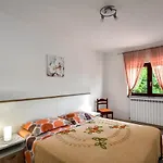 شقة Koraca Roč