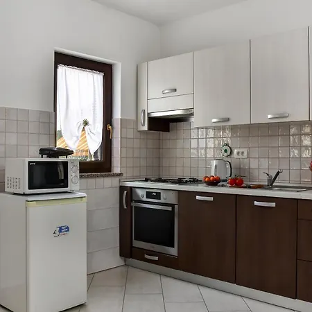 Koraca Apartmán *